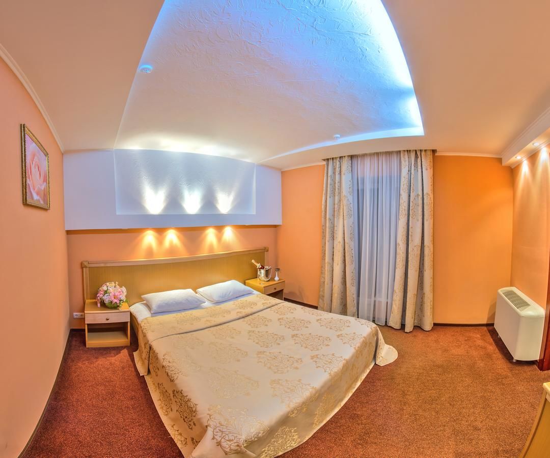 Отель Optima Hotel Deluxe Кривой Рог